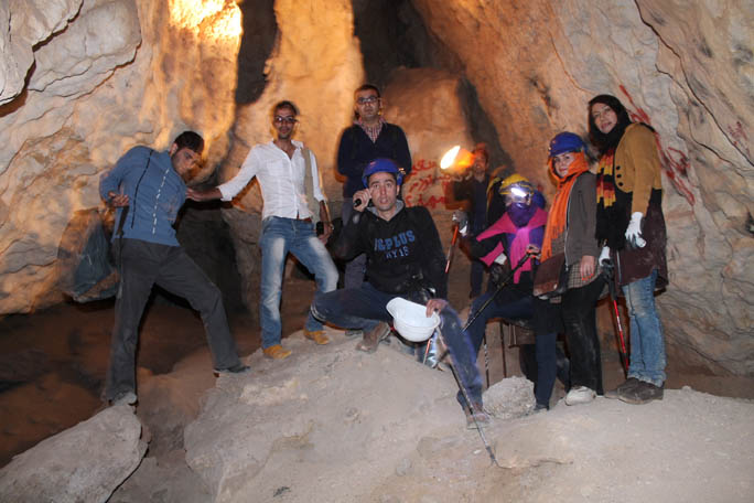 غار عبّاس آباد