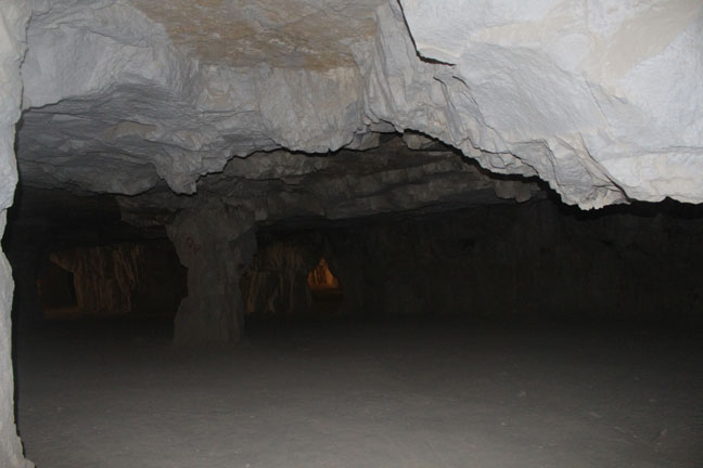 غار سنگ اشکنان