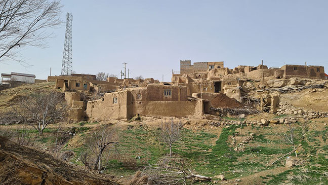 روستای نصرت آباد قاراداش